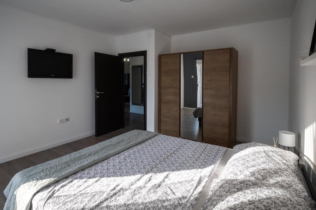 Hedonist Apartment Sibenik Bagian luar foto