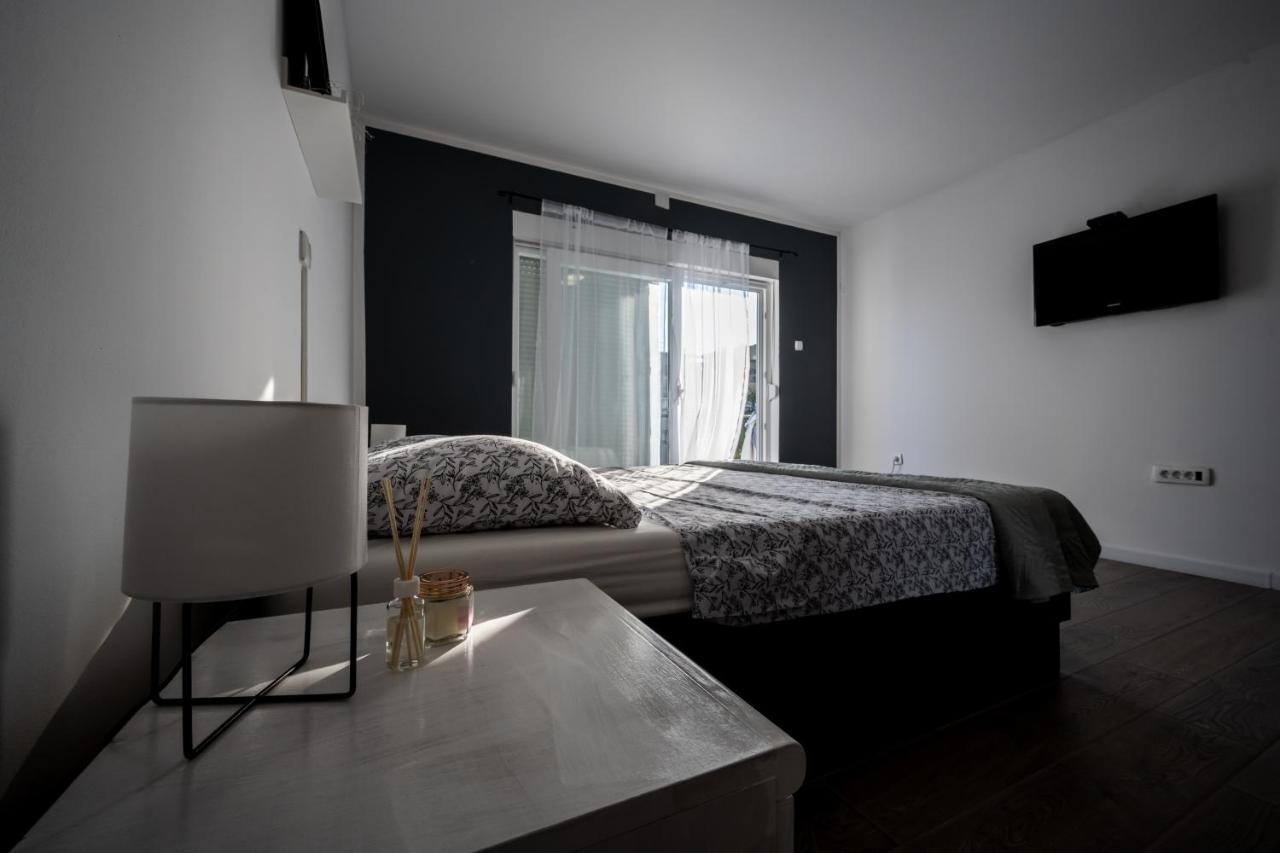 Hedonist Apartment Sibenik Bagian luar foto